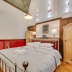2 Bed In Nr Oc-g0131 *